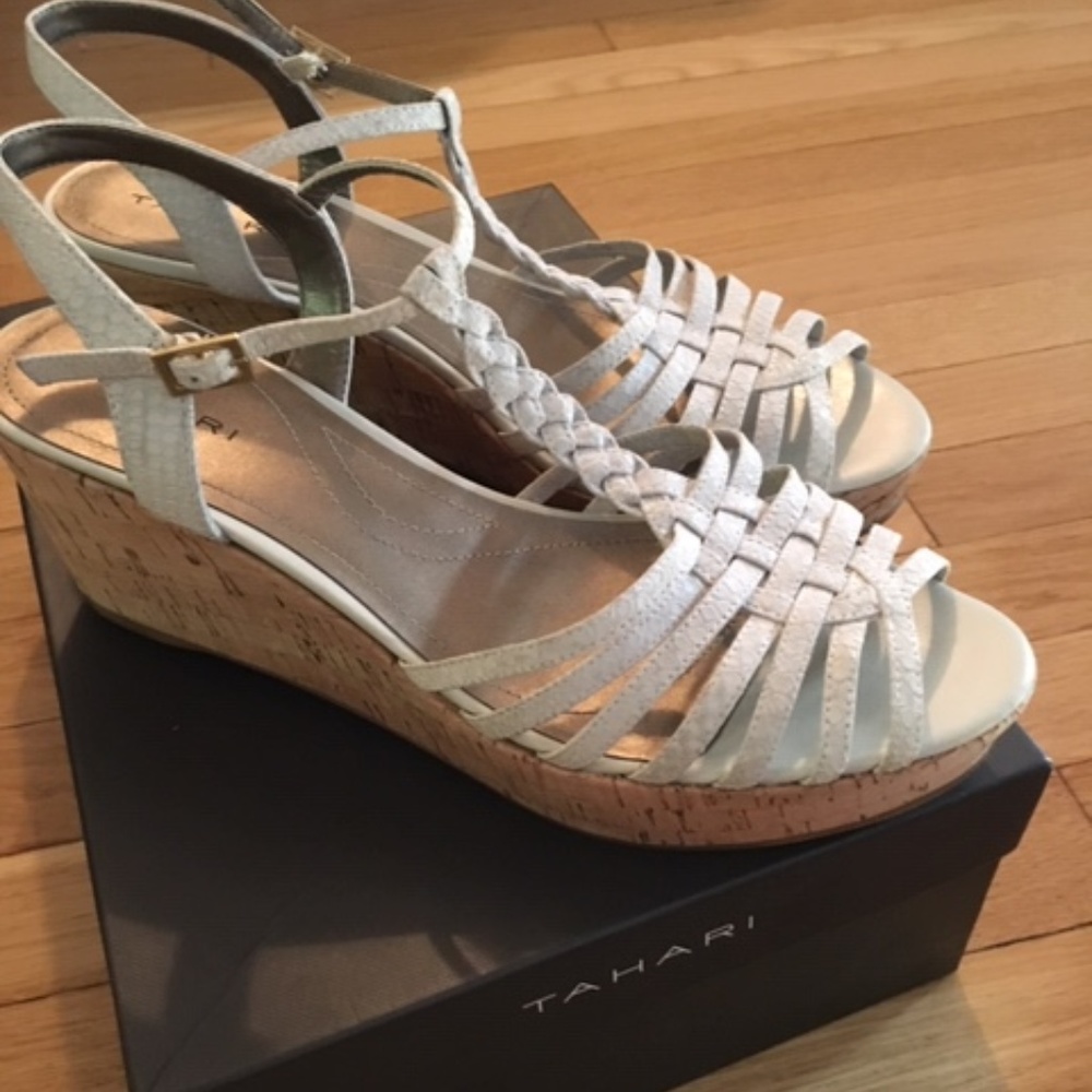 Tahari Wedge/Strappy Sandals - Sz 9.5 - Picture 1 of 8
